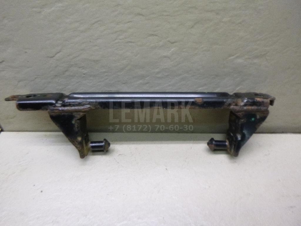 Кронштейн глушителя