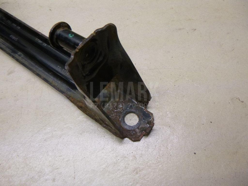 Кронштейн глушителя