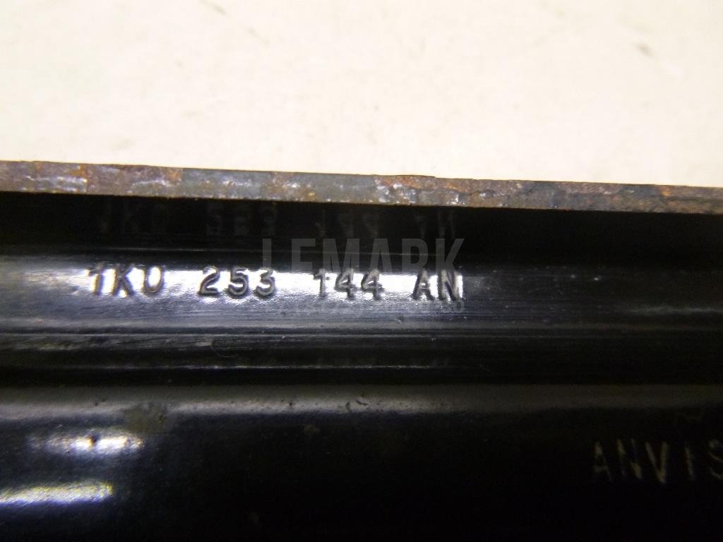 Кронштейн глушителя