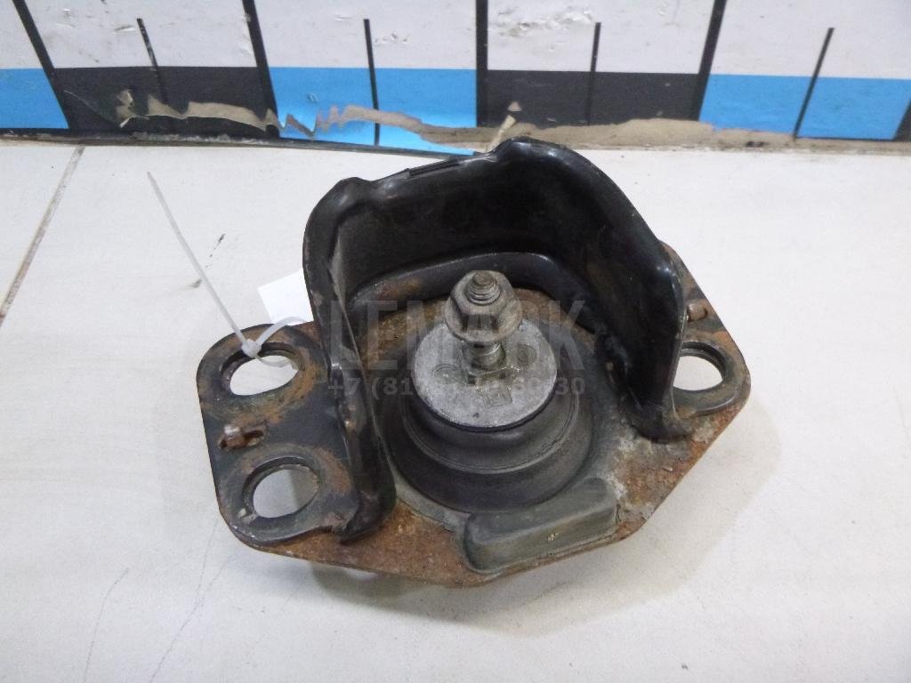 Опора двигателя