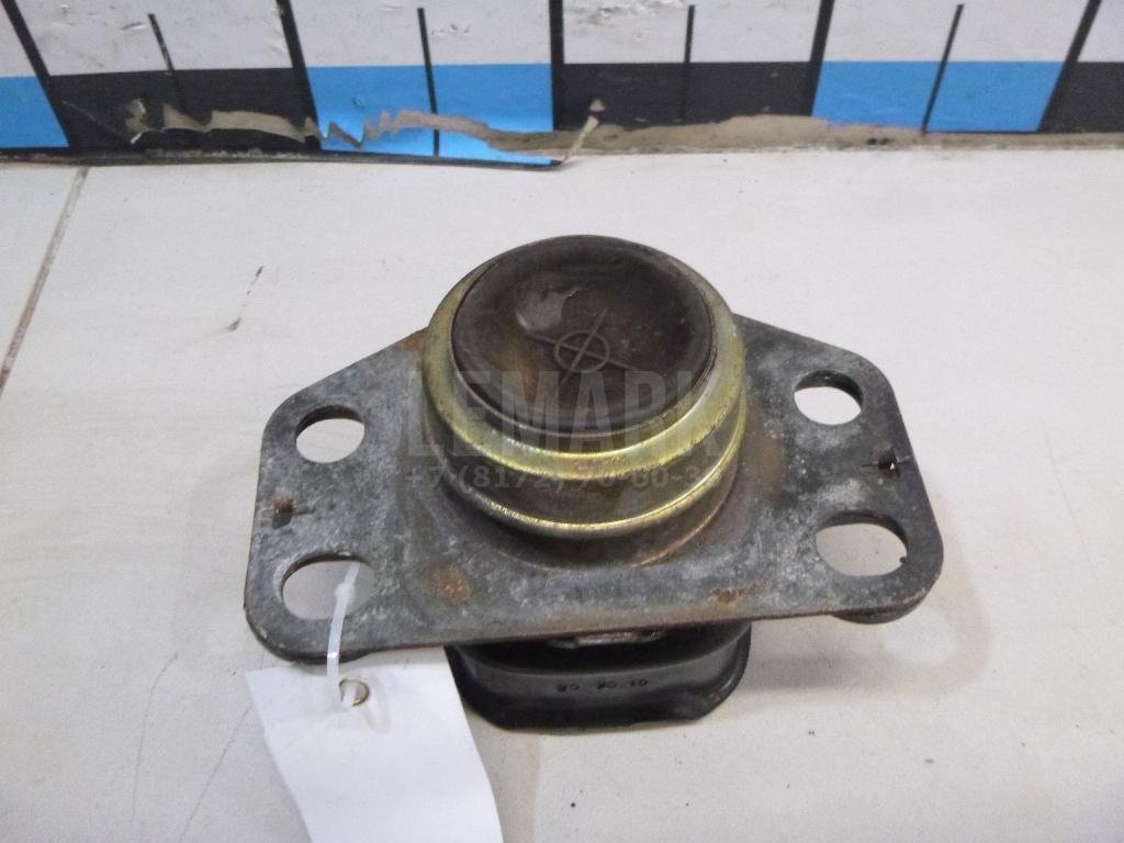 Опора двигателя