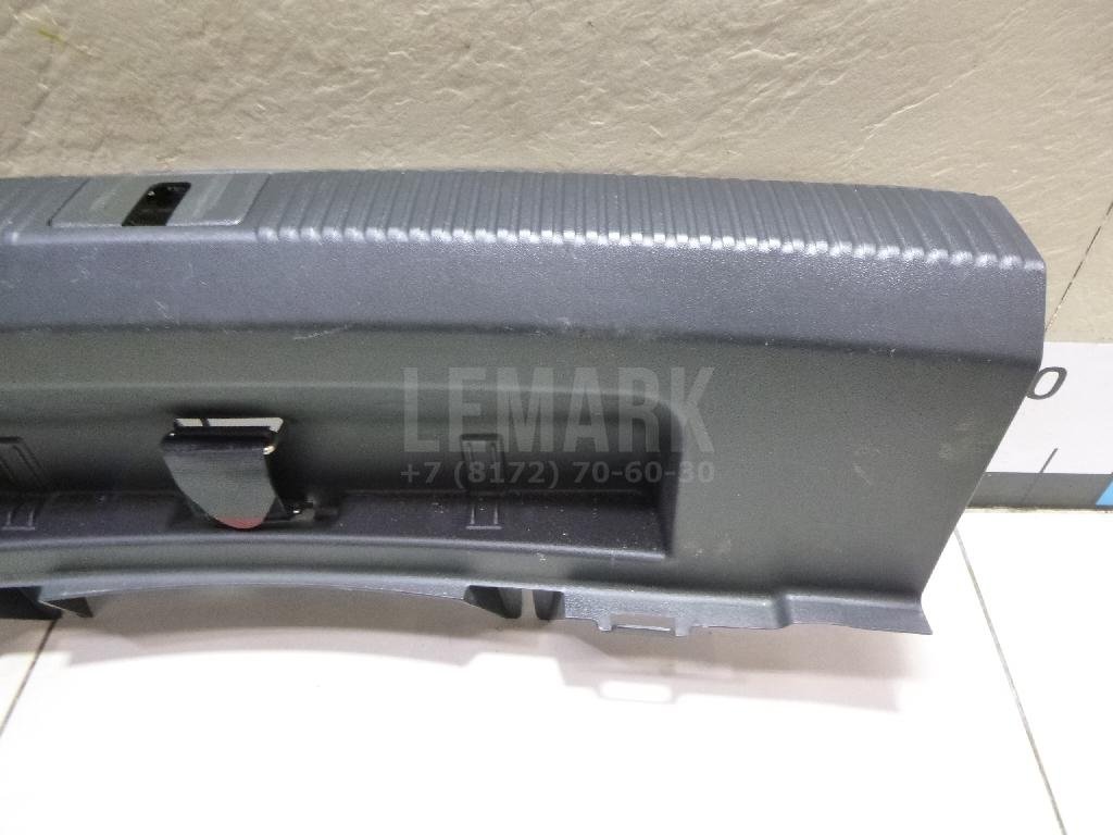 Обшивка багажника