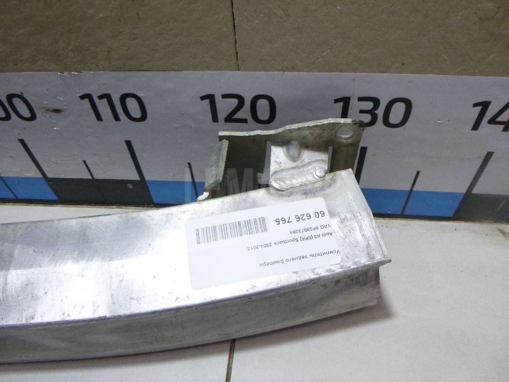 Усилитель заднего бампера