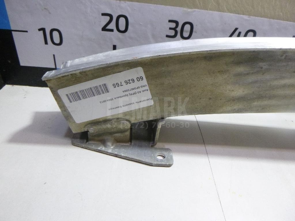 Усилитель заднего бампера