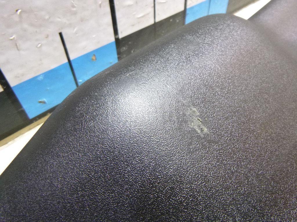 Обшивка двери багажника