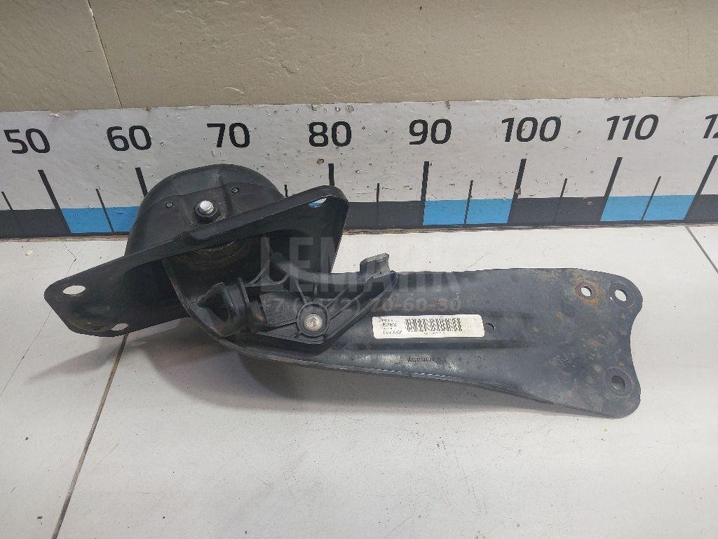 Рычаг задний продольный правый