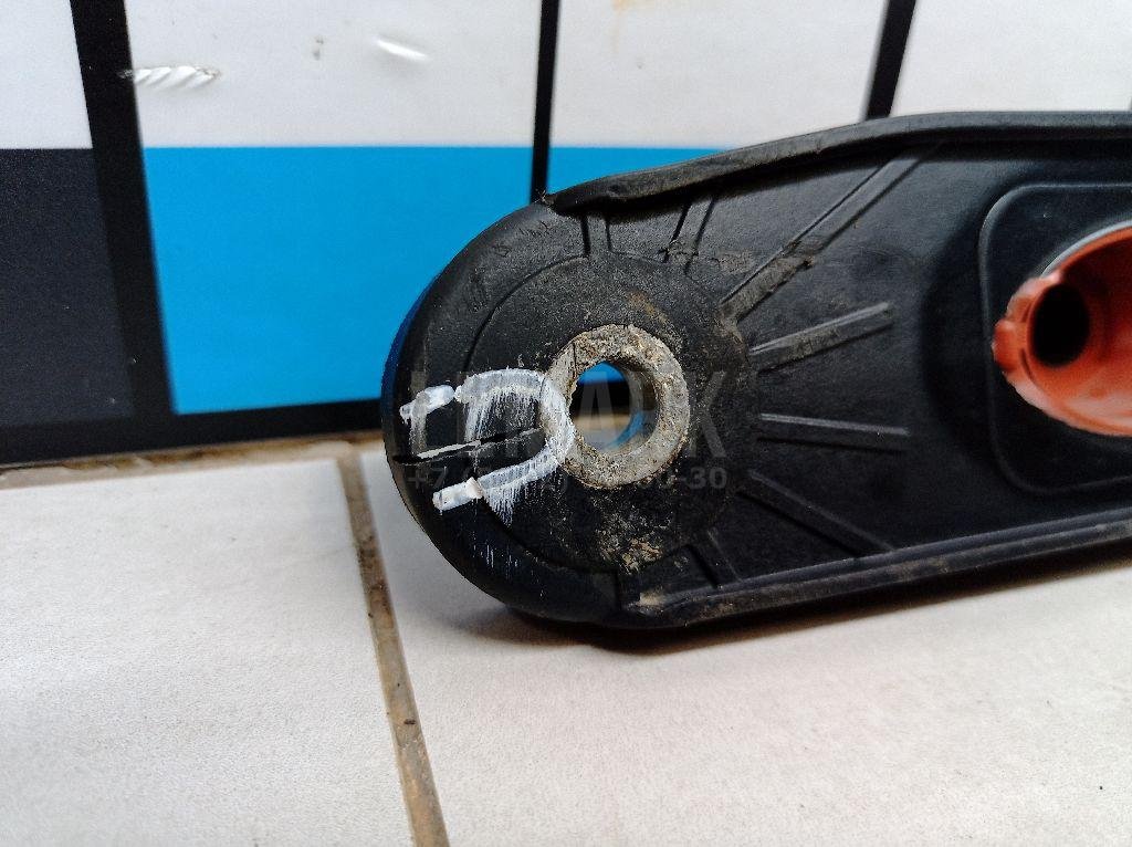 Кронштейн глушителя