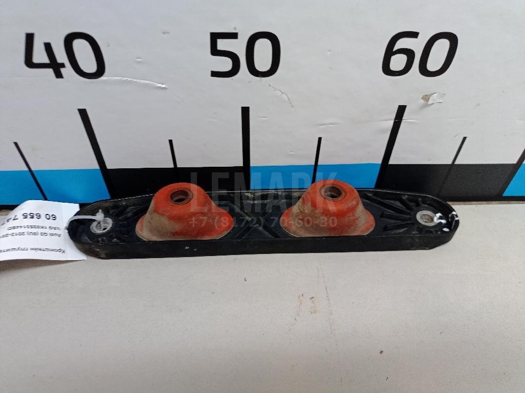 Кронштейн глушителя