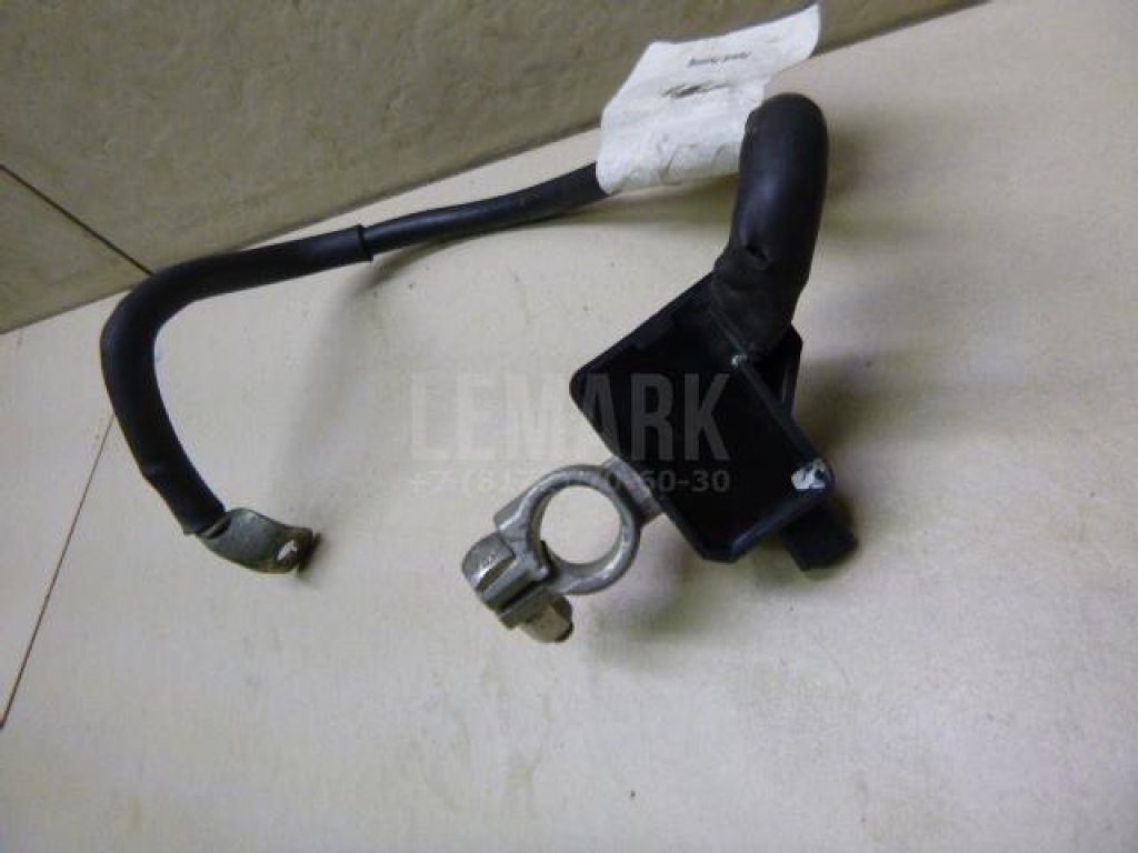 Клемма аккумулятора минус