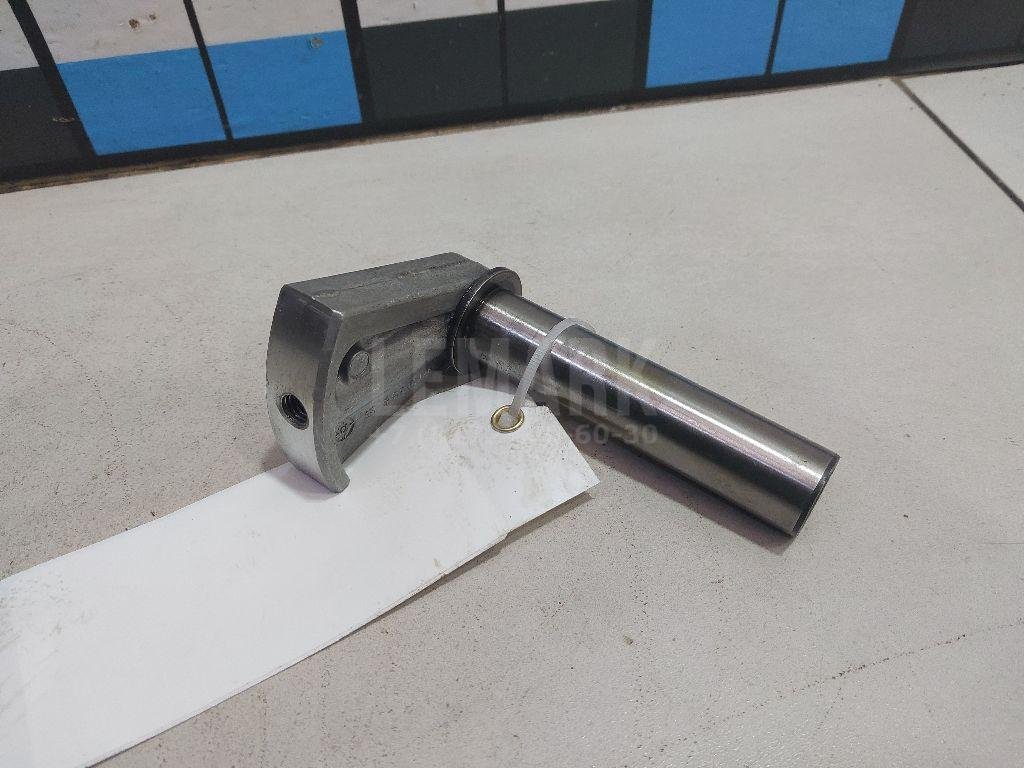 Ось шестерни задней передачи