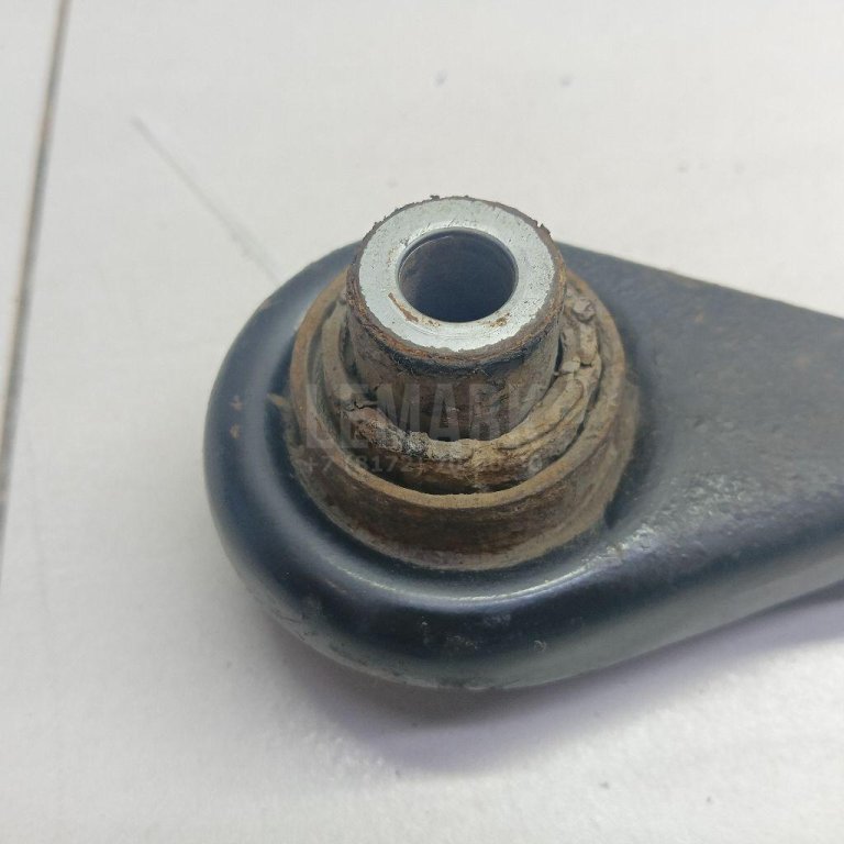 Тяга задняя поперечная правая