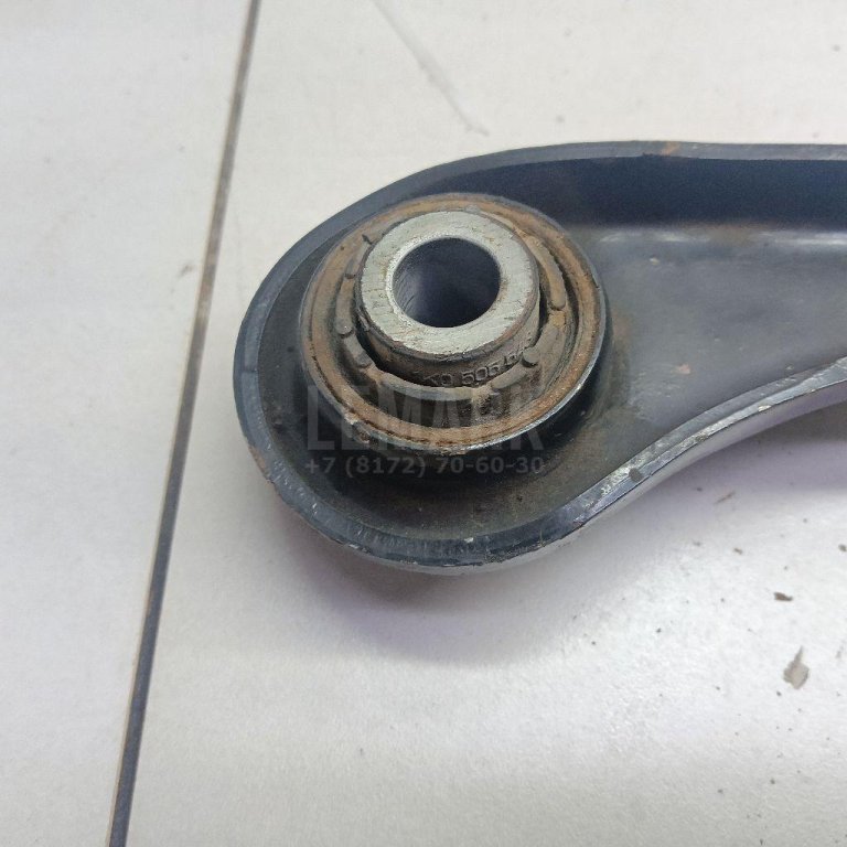 Тяга задняя поперечная правая