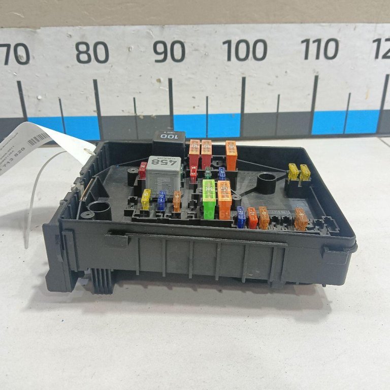 Блок предохранителей