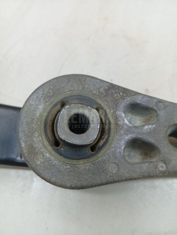 Опора двигателя задняя