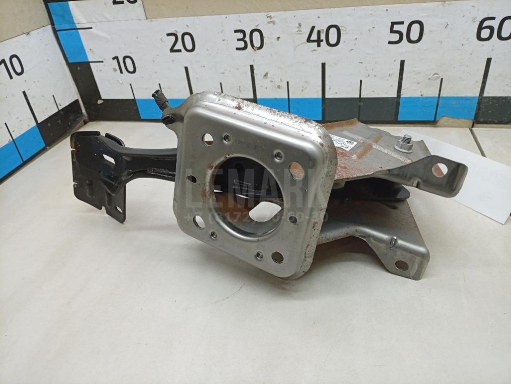 Педаль тормоза