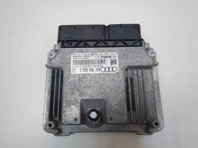 Блок управления двигателем