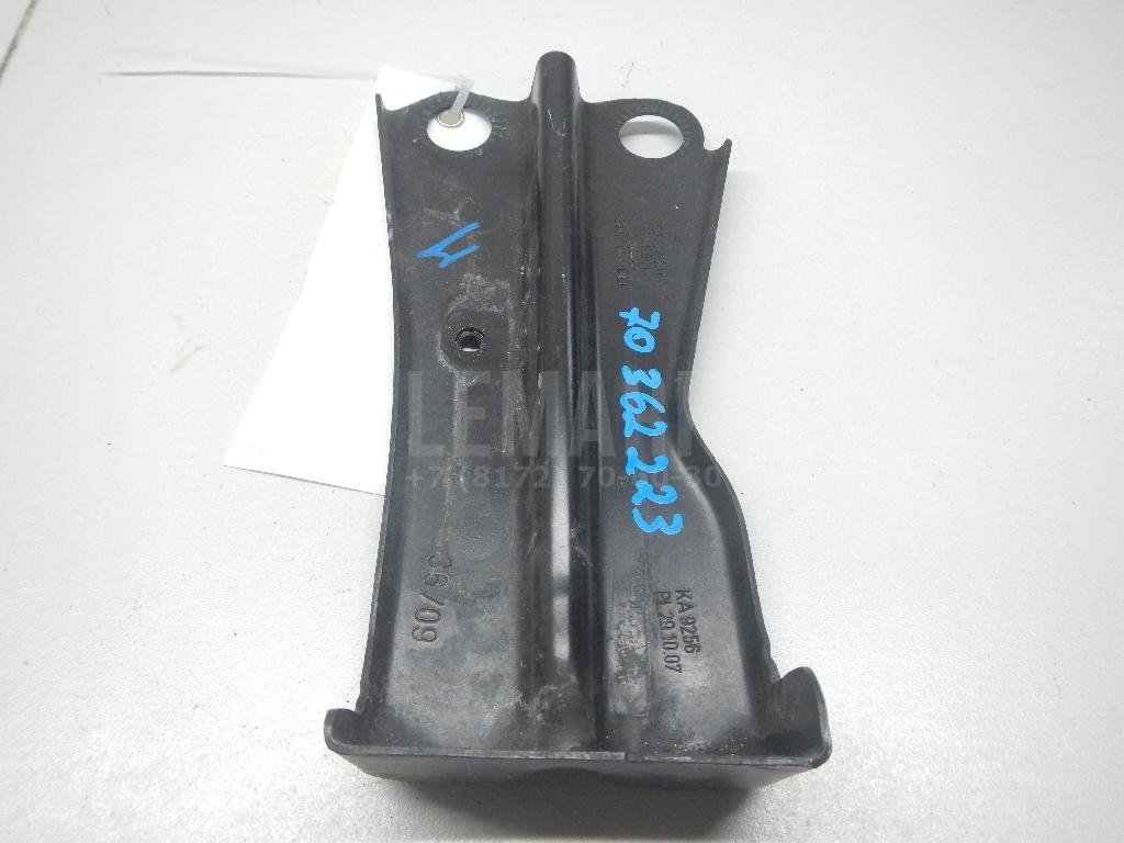 Элемент передней панели для  Alfa Romeo Giulietta 2010-2020