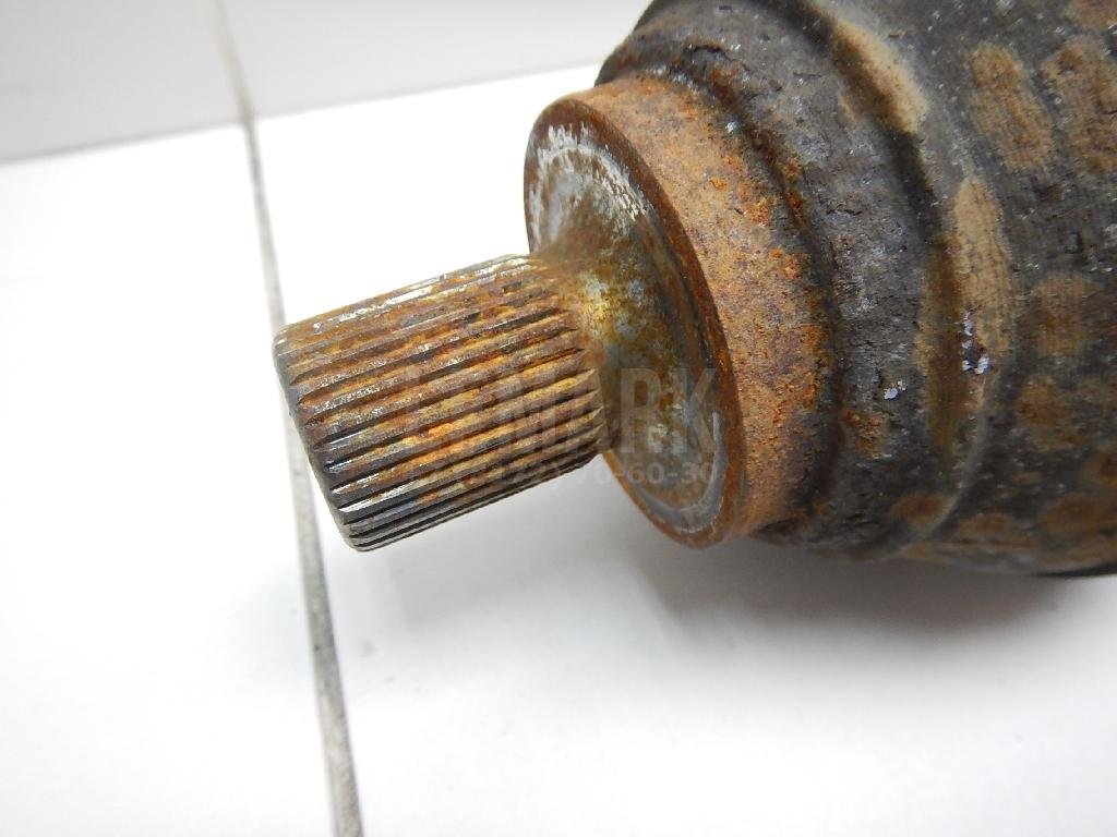 Полуось передняя правая