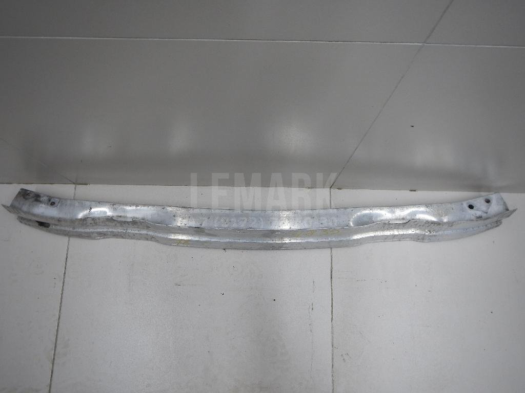 Усилитель переднего бампера