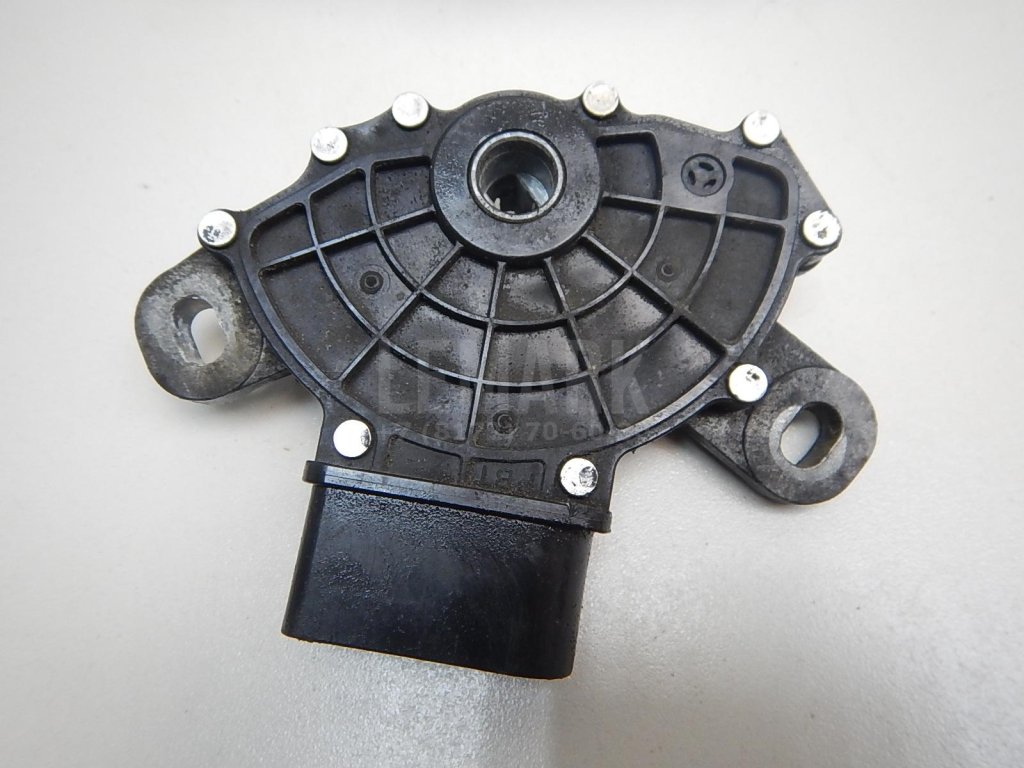 Селектор КПП для  Audi A2 [8Z0] 2000-2005