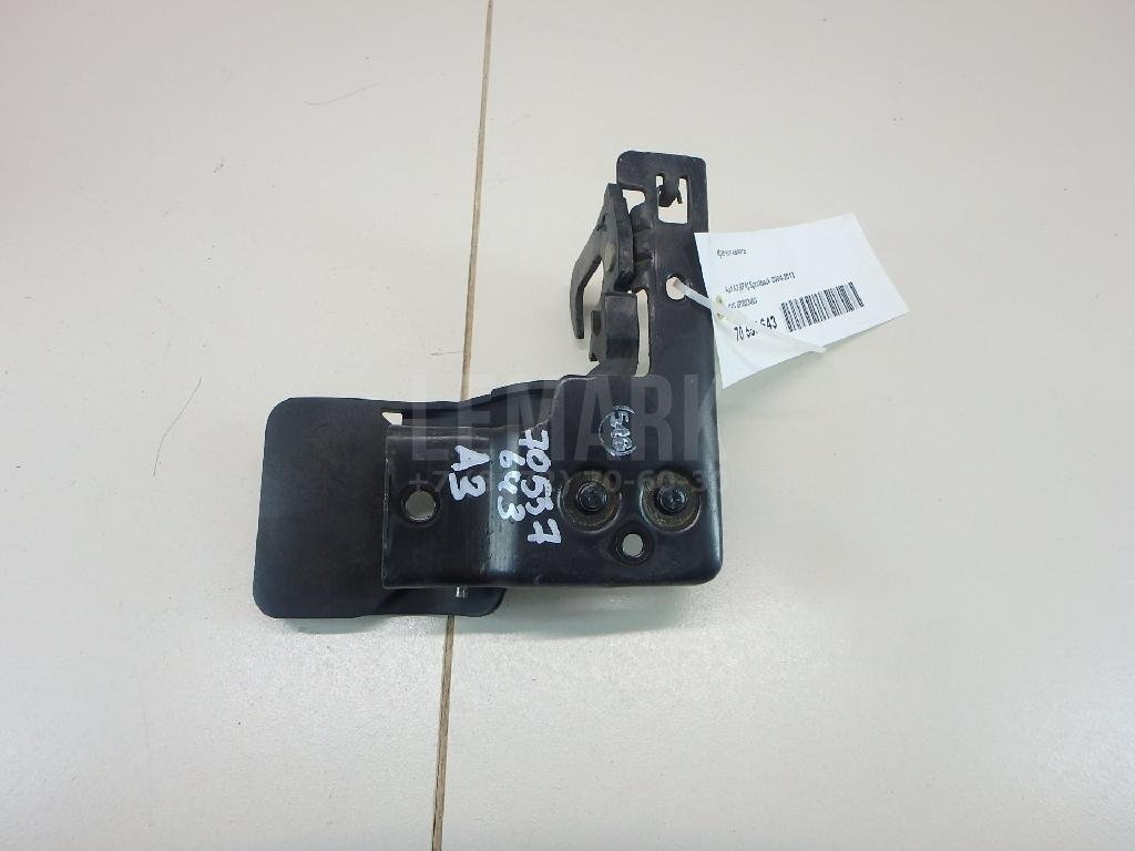 Крючок капота