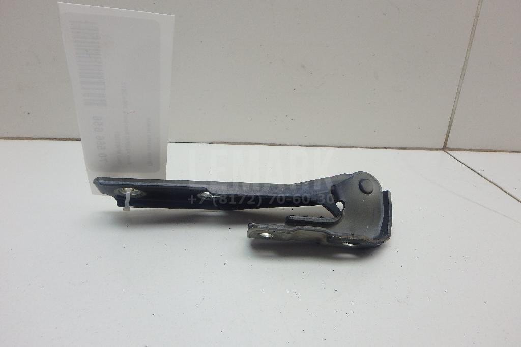 Петля капота левая