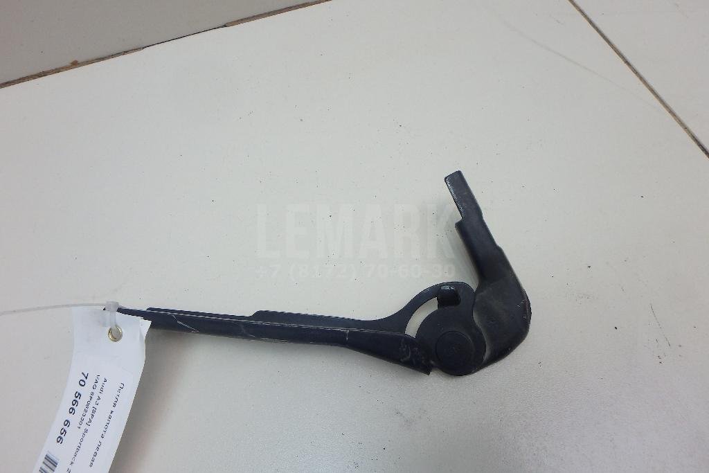 Петля капота левая