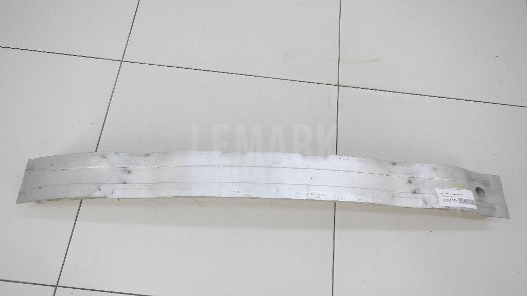 Усилитель переднего бампера