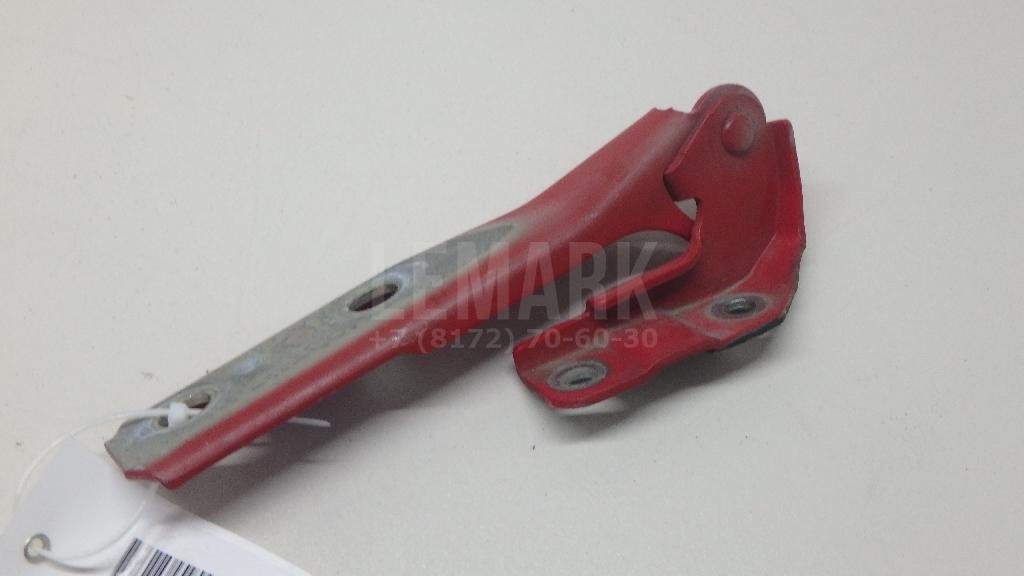 Петля капота левая