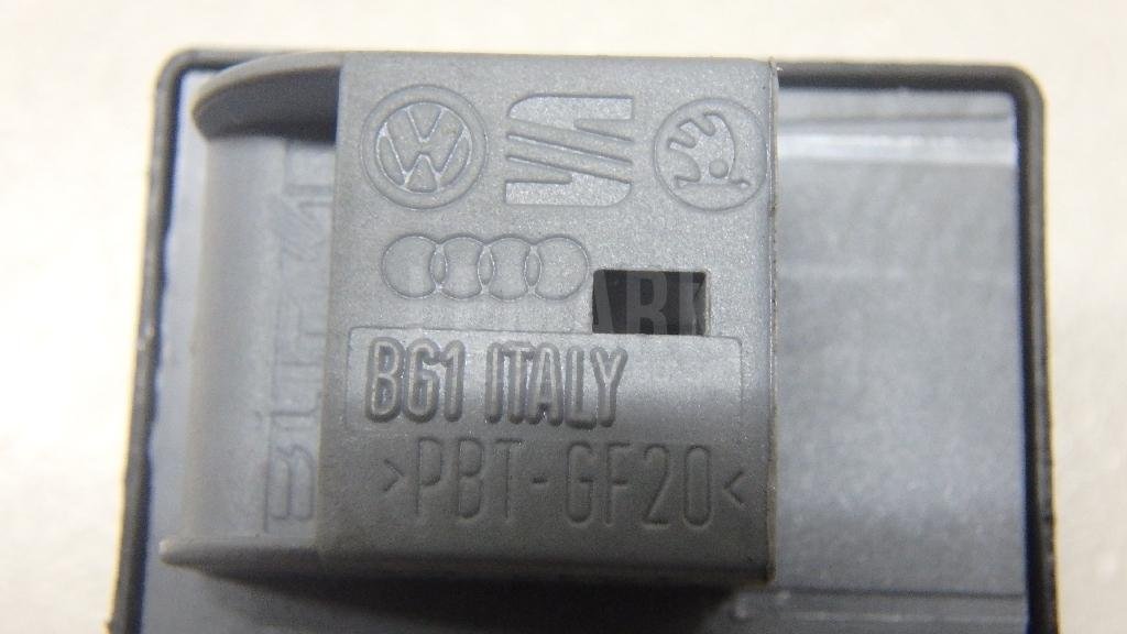 Кнопка стеклоподъемника