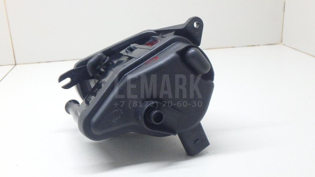 Фара противотуманная правая