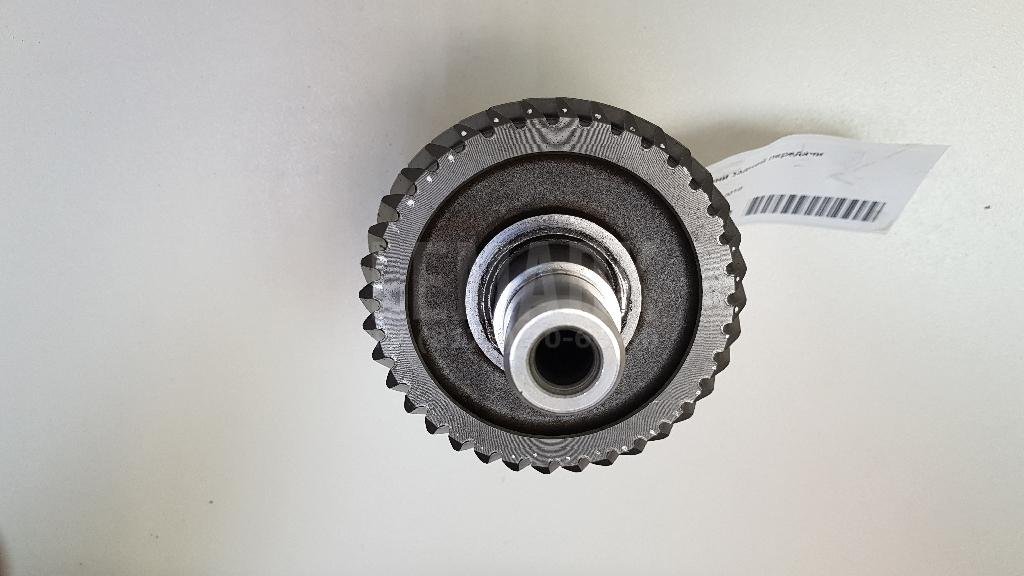 Ось шестерни задней передачи