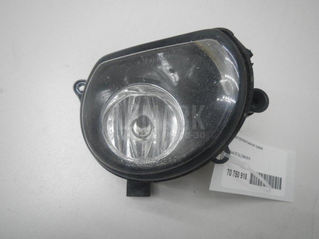 Фара противотуманная правая