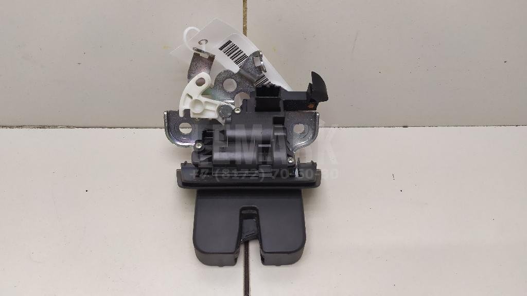 Замок багажника