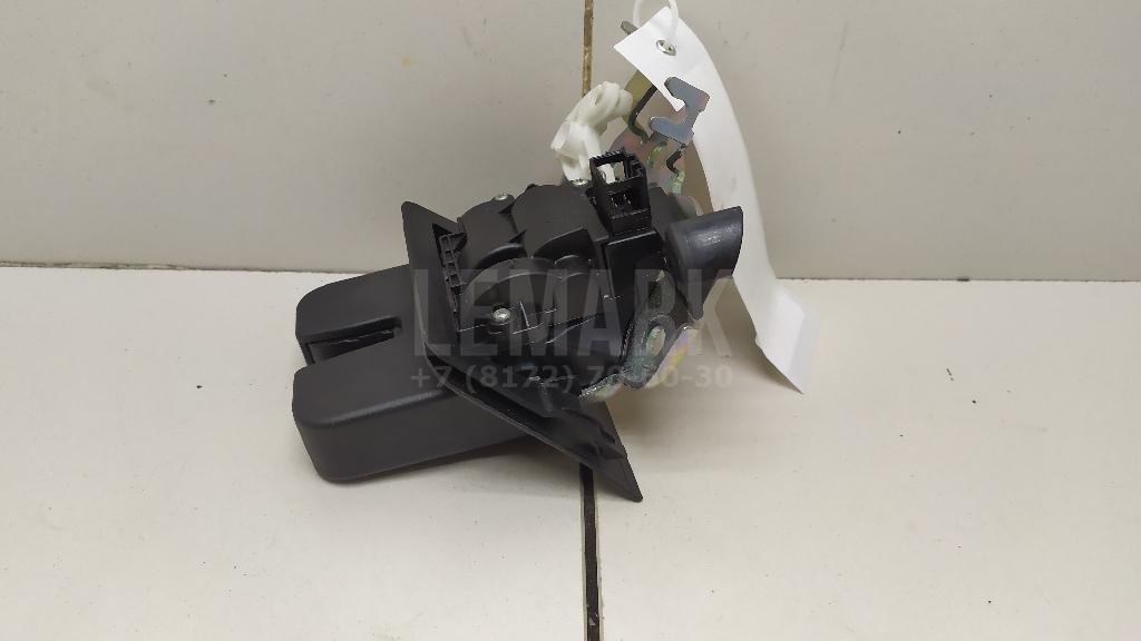 Замок багажника