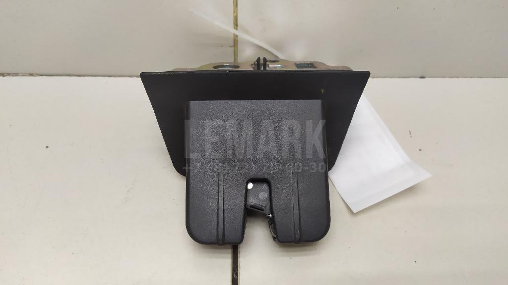 Замок багажника