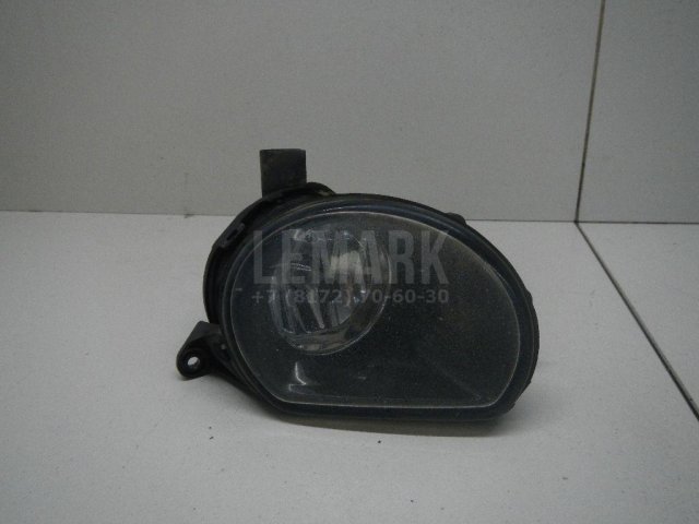 Фара противотуманная левая