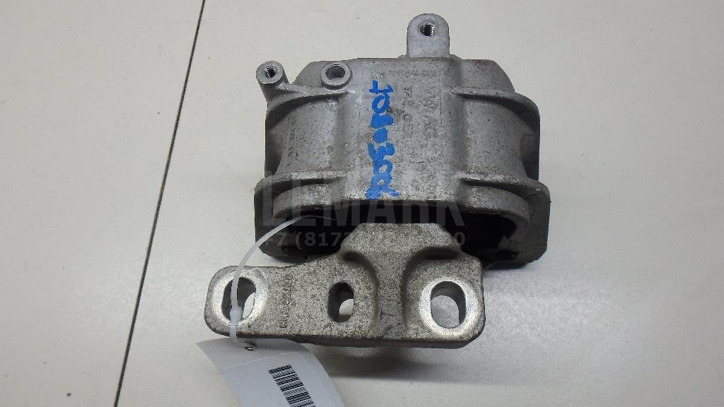 Опора двигателя правая