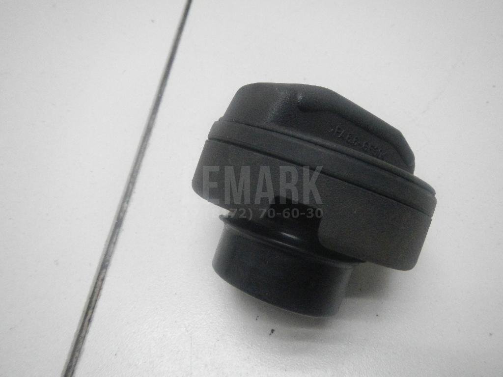 Крышка топливного бака