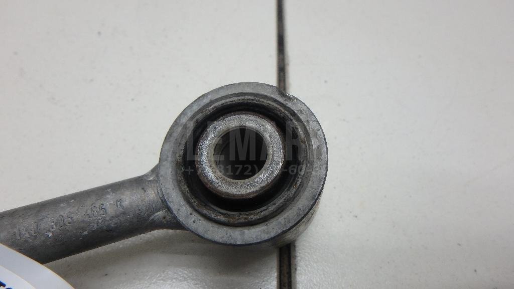 Стойка заднего стабилизатора