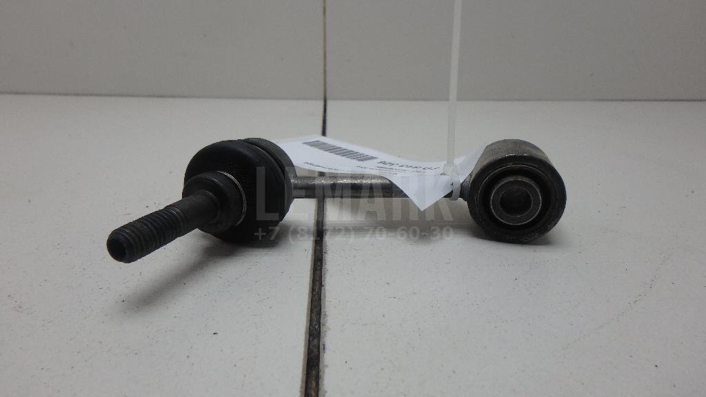 Стойка заднего стабилизатора