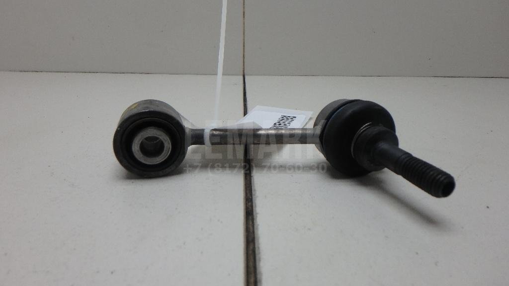 Стойка заднего стабилизатора