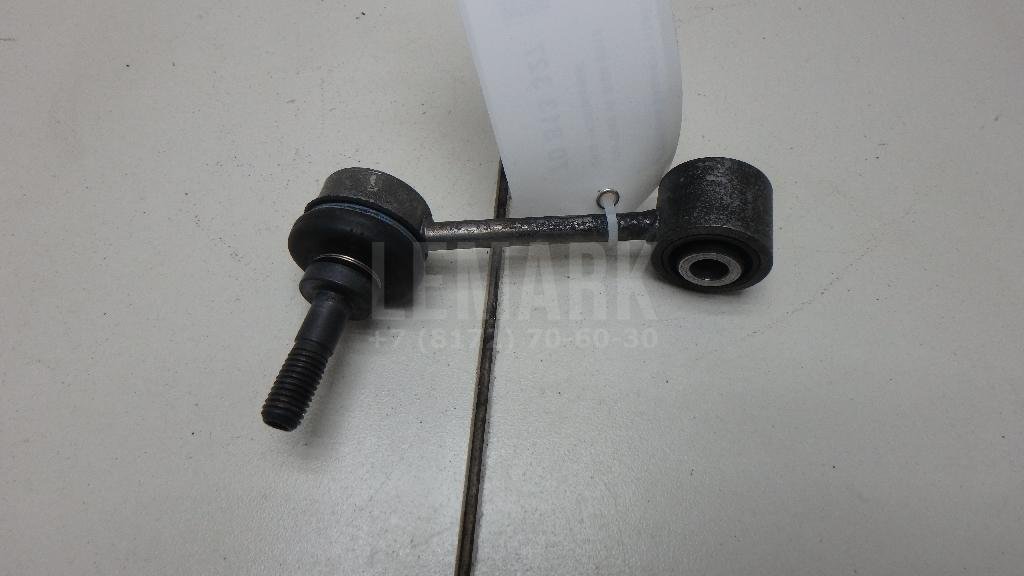 Стойка заднего стабилизатора