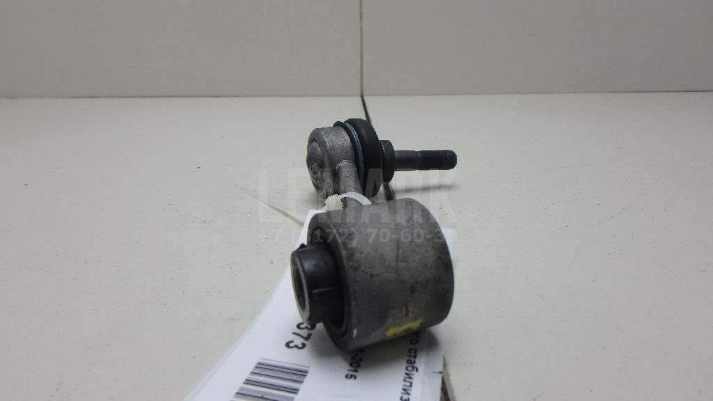 Стойка заднего стабилизатора