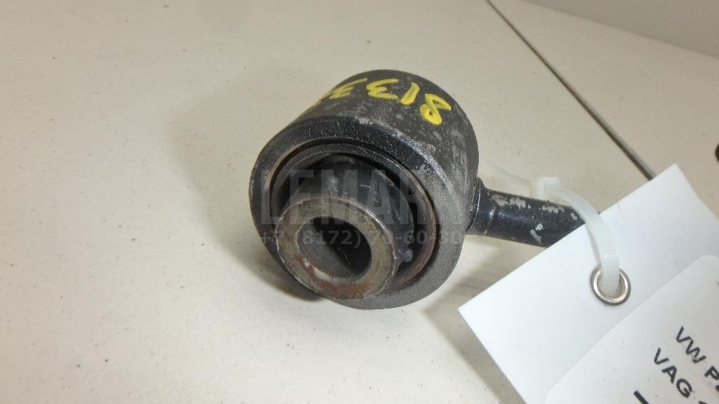 Стойка заднего стабилизатора