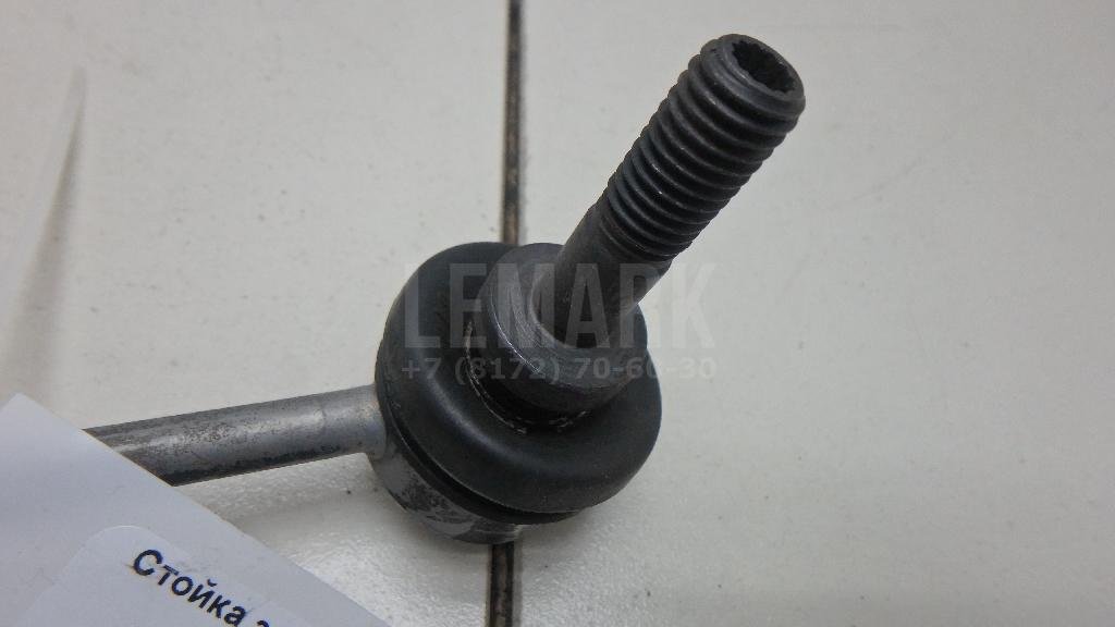 Стойка заднего стабилизатора