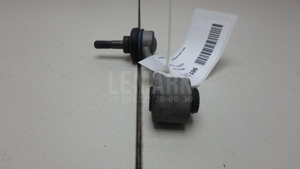 Стойка заднего стабилизатора