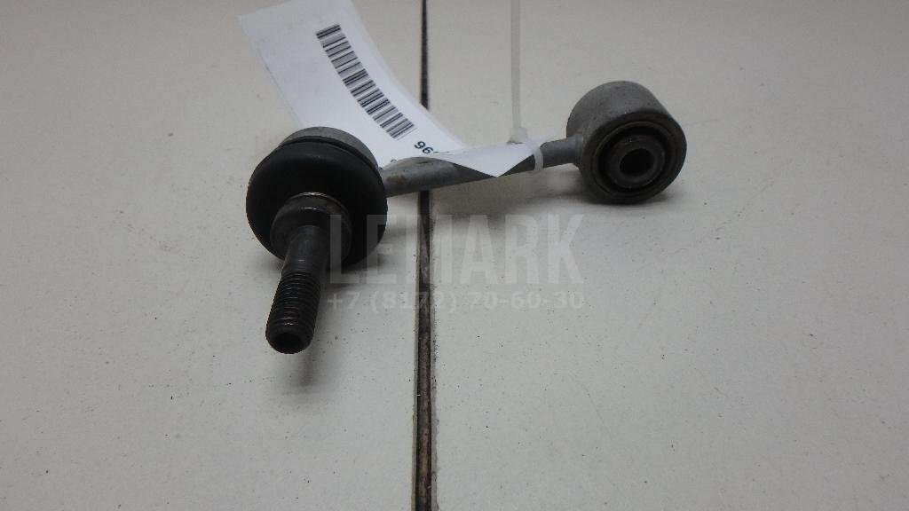 Стойка заднего стабилизатора