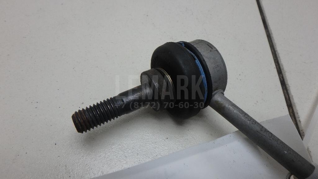 Стойка заднего стабилизатора