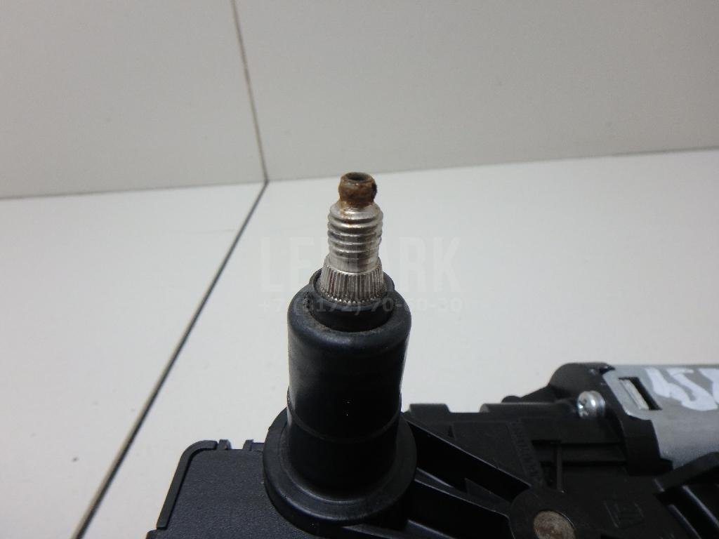 Моторчик стеклоочистителя задний